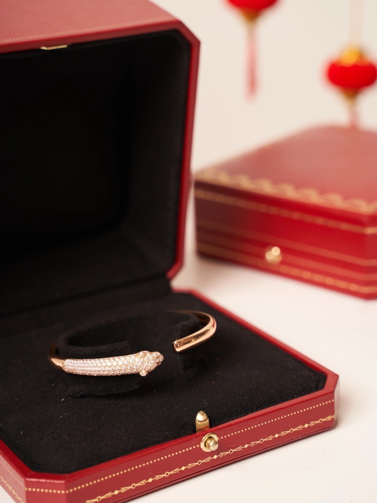 [ELAN LUXE]PANTHERE ROSE GOLD DIAMOND OPEN BRACELET