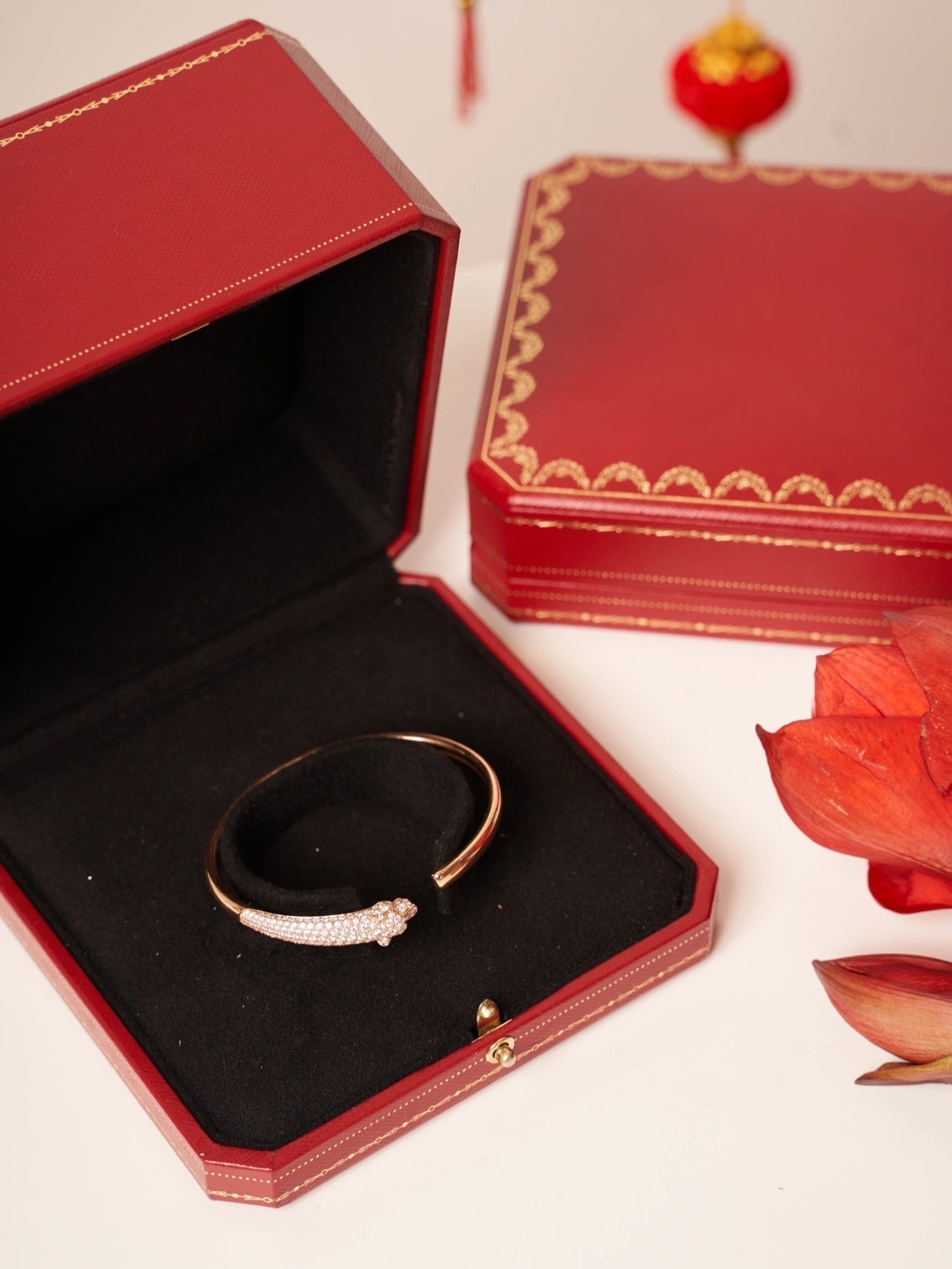 [ELAN LUXE]PANTHERE ROSE GOLD DIAMOND OPEN BRACELET