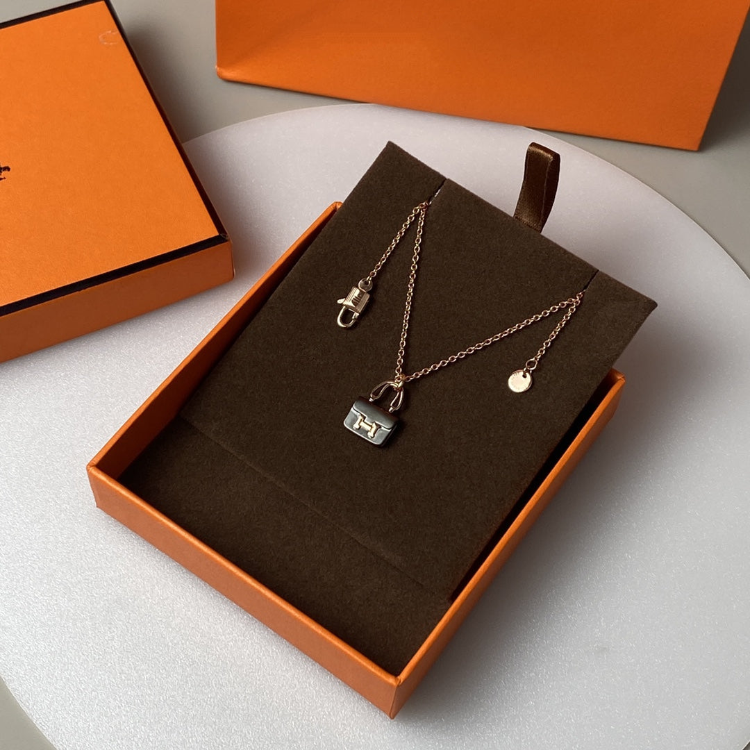 [ELAN LUXE]CONSTANCE BLACK PEDANT PINK GOLD NECKLACE