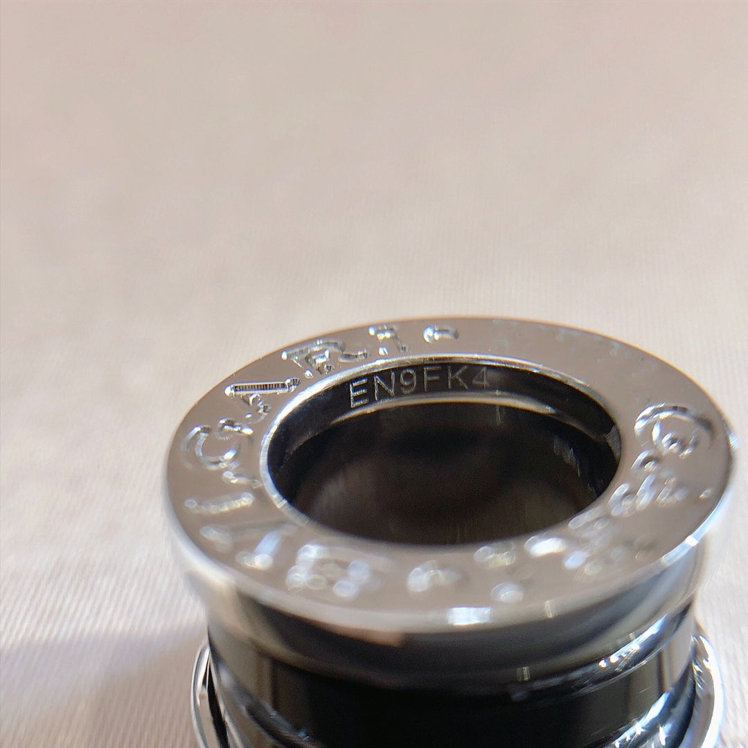 [ELAN LUXE]ZERO 1 BLACK CERAMIC SILVER NECKLACE
