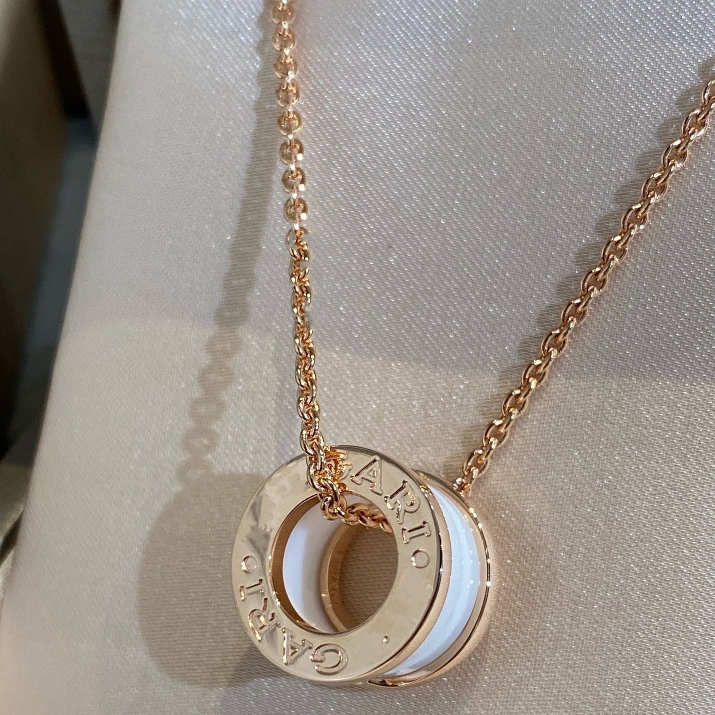 [ELAN LUXE]ZERO 1 WHITE CERAMIC PINK GOLD NECKLACE