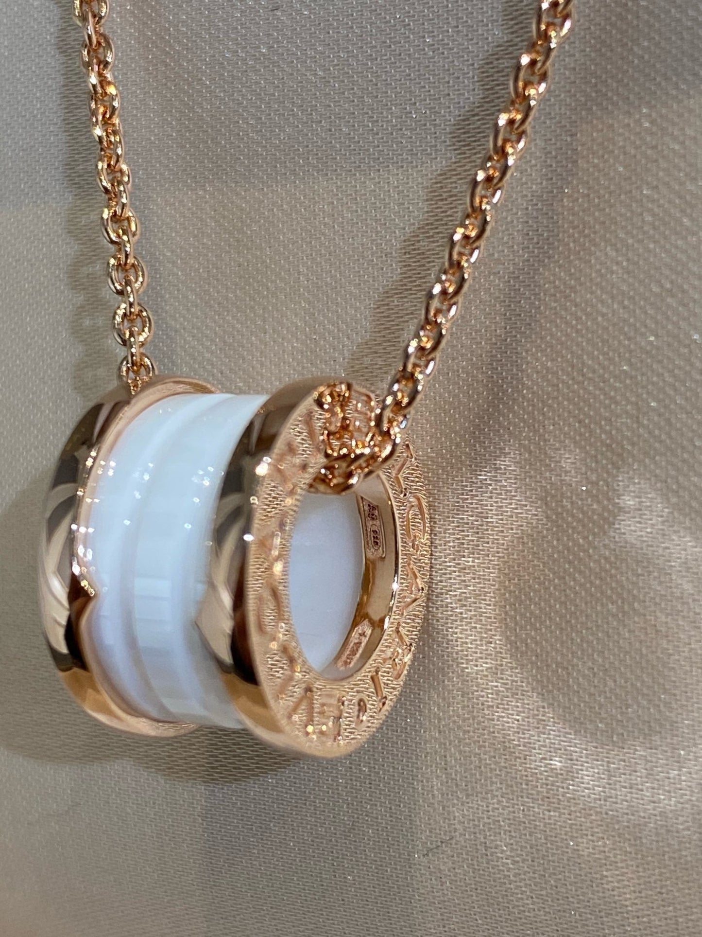 [ELAN LUXE]ZERO 1 WHITE CERAMIC PINK GOLD NECKLACE