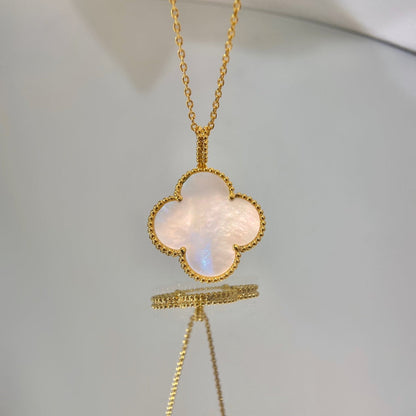 [ELAN LUXE]CLOVER 25MM MOP LARGE PENDANT NECKLACE