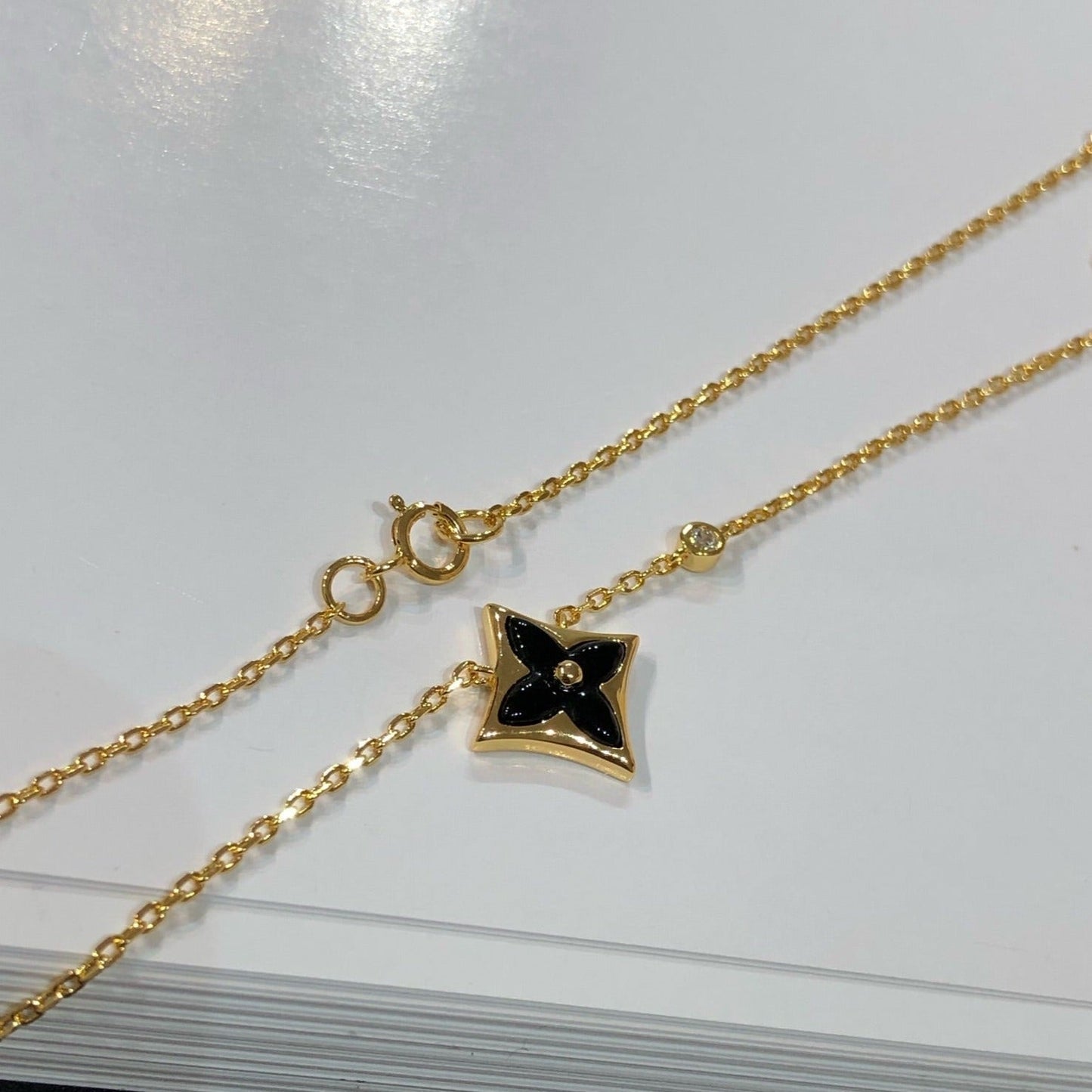 [ELAN LUXE]STAR BLACK MOP NECKLACE