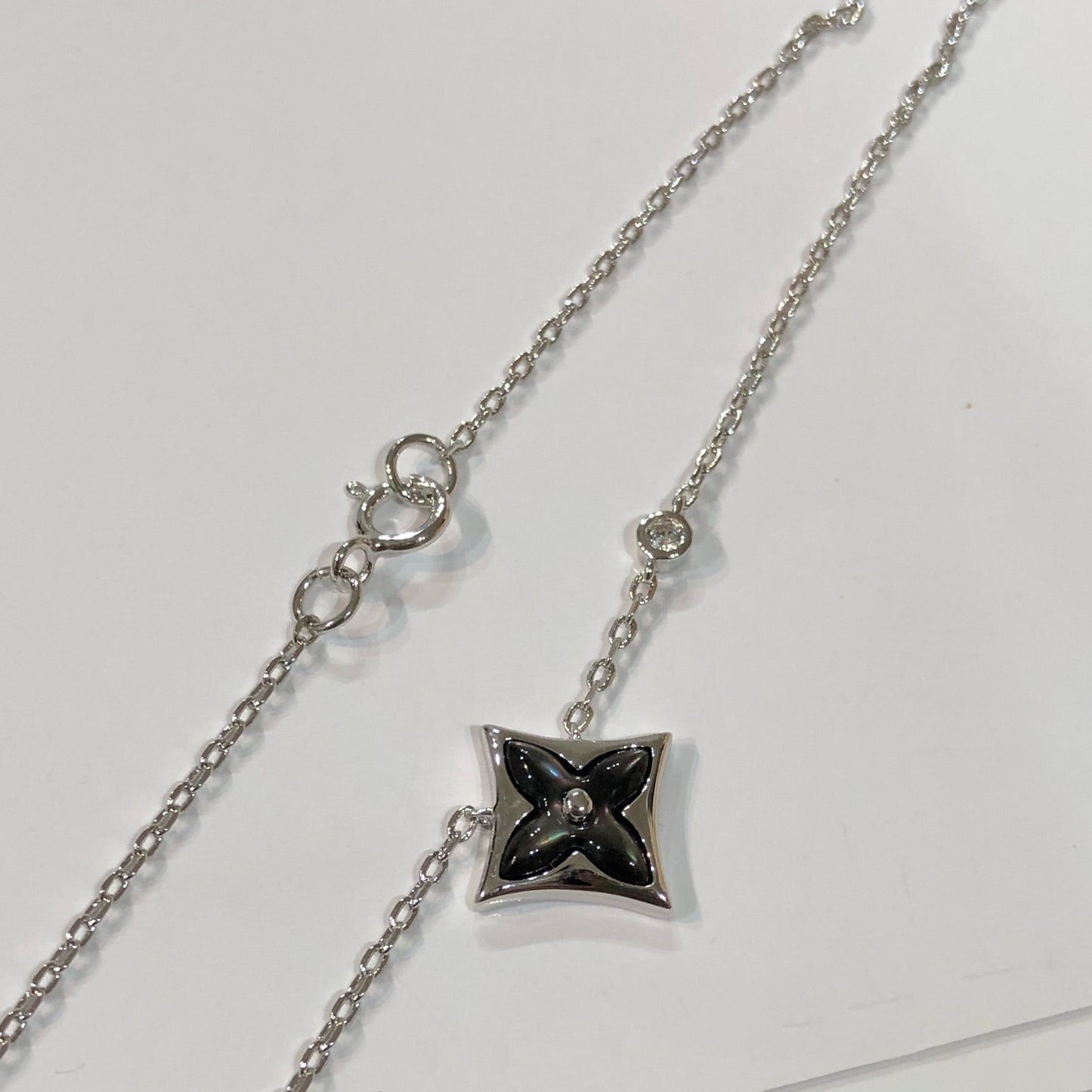 [ELAN LUXE]STAR BLACK MOP NECKLACE