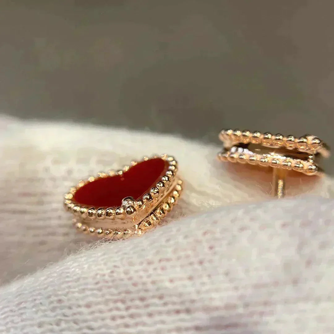 [ELAN LUXE]HEART CARNELIAN STUD EARRINGS