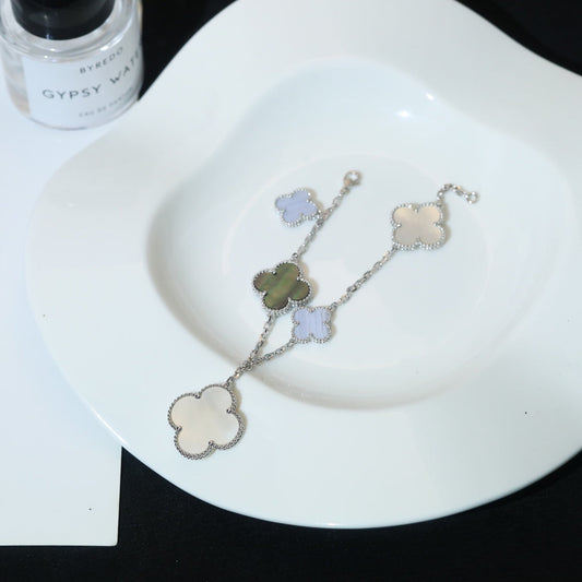 [ELAN LUXE]CLOVER BRACELET 5 MOTIFS MOP CHALCEDONY SILVER