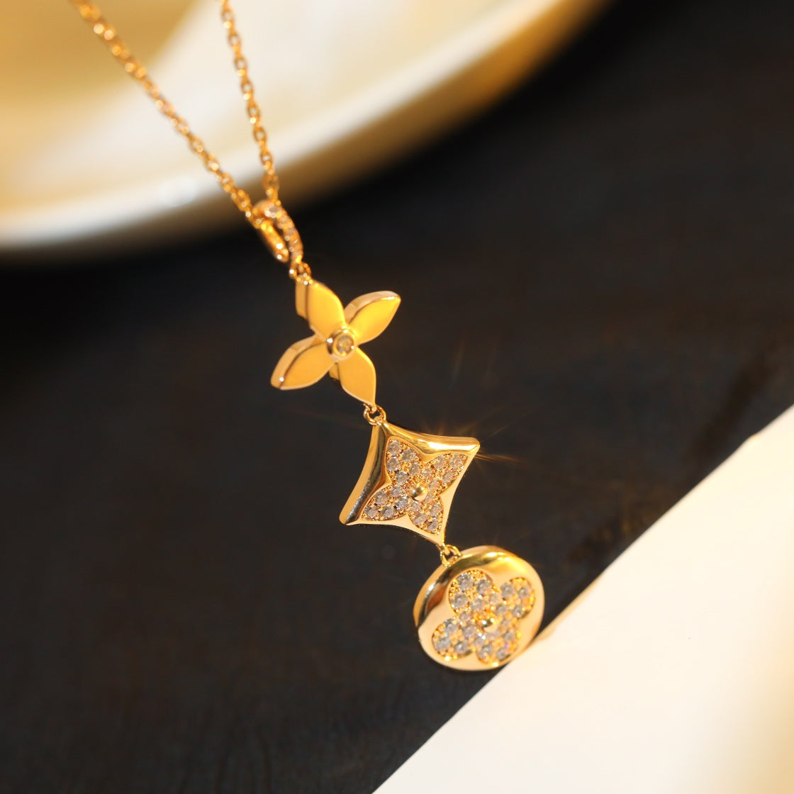[ELAN LUXE]STAR AND SUN DIAMOND PINK GOLD NECKLACE
