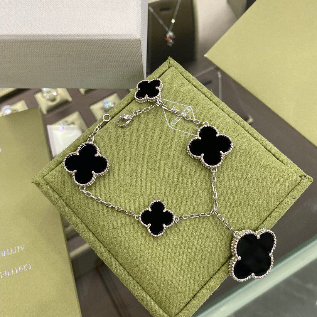 [ELAN LUXE]CLOVER 5 MOTIFS SIVLER ONYX BRACELET