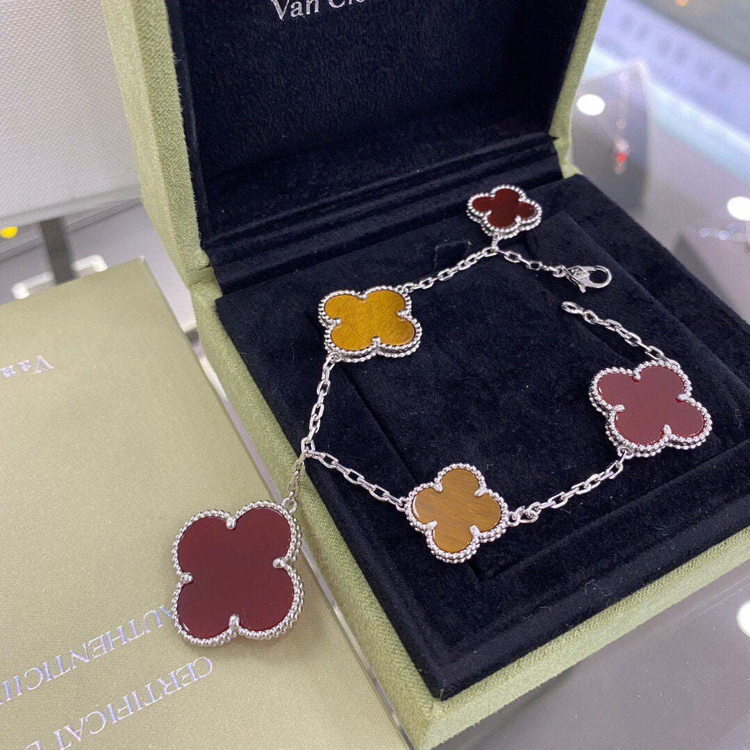 [ELAN LUXE]CLOVER 5 MOTIFS SIVLER CARNELIAN TIGER EYE BRACELET