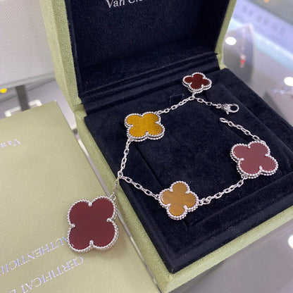 [ELAN LUXE]CLOVER 5 MOTIFS SIVLER CARNELIAN TIGER EYE BRACELET
