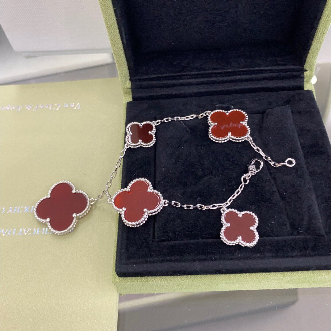 [ELAN LUXE]CLOVER 5 MOTIFS SIVLER CARNELIAN BRACELET