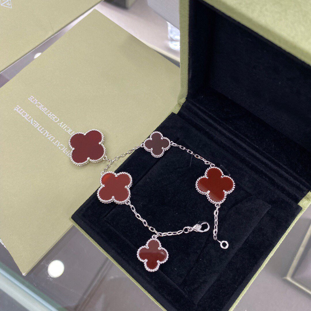 [ELAN LUXE]CLOVER 5 MOTIFS SIVLER CARNELIAN BRACELET