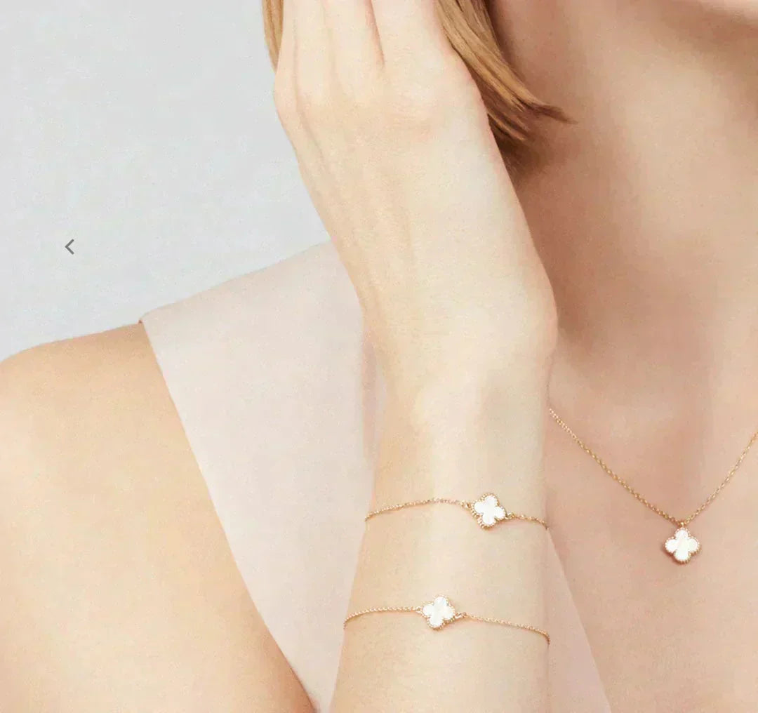 [ELAN LUXE]CLOVER MINI 9.5MM WHITE MOTHER-OF-PEARL NECKLACE
