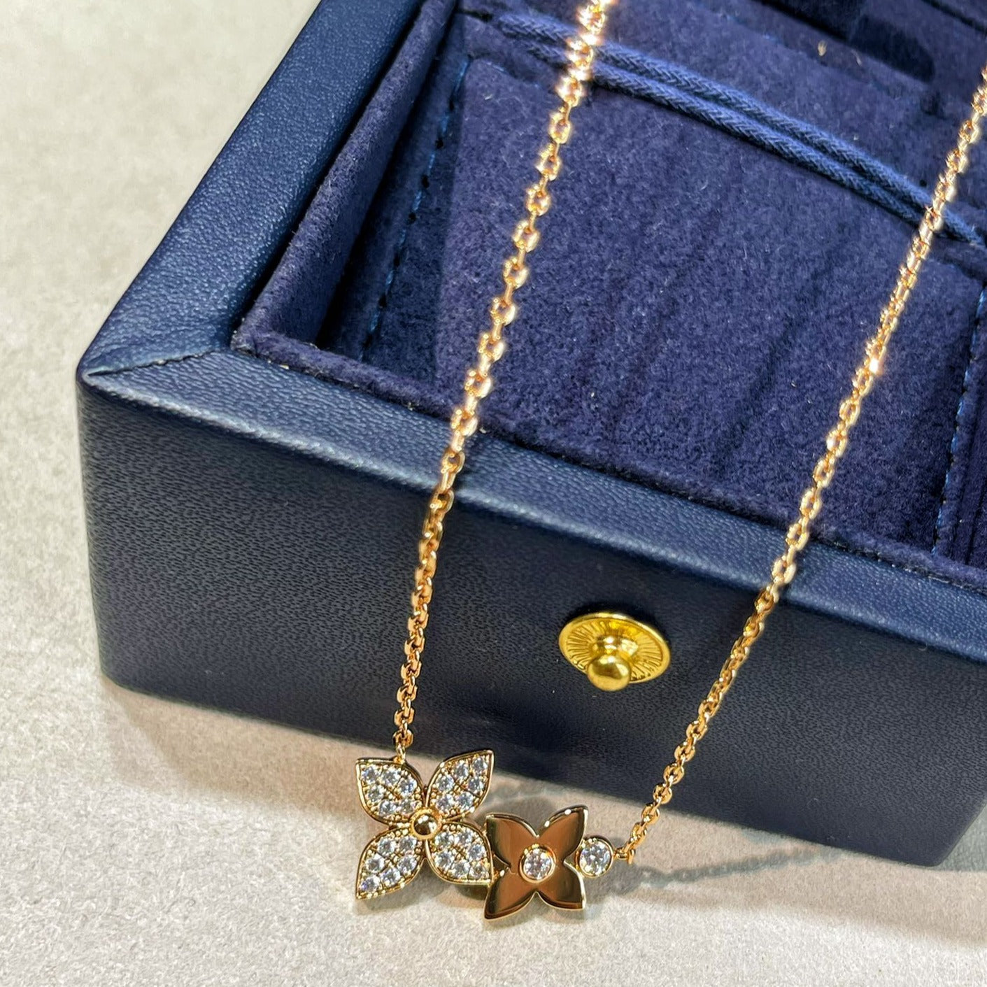 [ELAN LUXE]STAR BLOSSOM NECKLACE PINK GOLD DIAMONDS