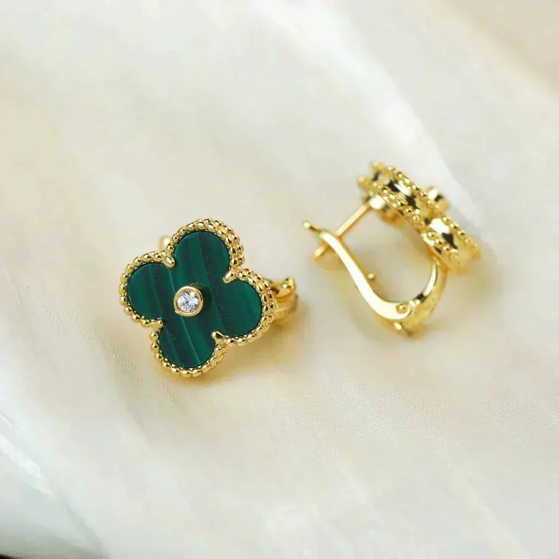 [ELAN LUXE]CLOVER MEDIUM 1 MOTIFS MALACHITE DIAMOND EARRINGS