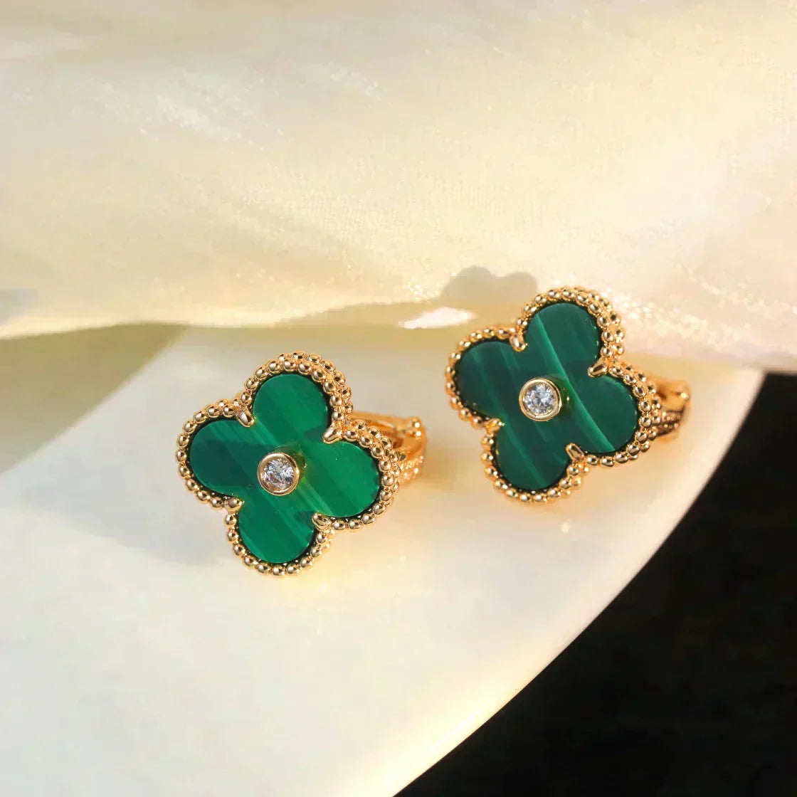 [ELAN LUXE]CLOVER MEDIUM 1 MOTIFS MALACHITE DIAMOND EARRINGS