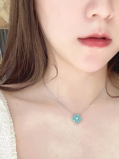 [ELAN LUXE]CLOVER 1 DIAMOND LIGHT BLUE SILVER NECKLACE
