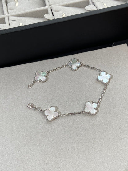 [ELAN LUXE]CLOVER SILVER MOP 5 MOTIF BRACELET