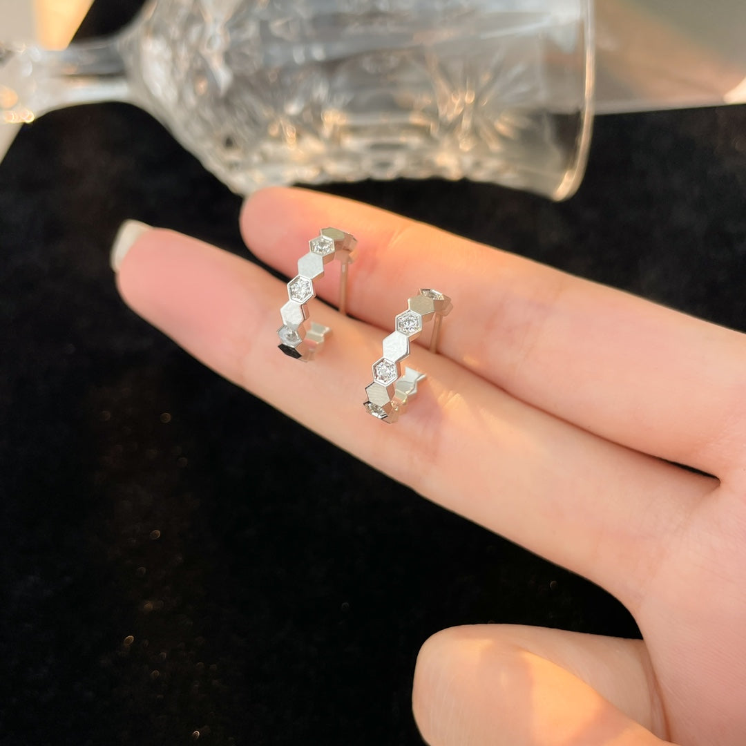 [ELAN LUXE]BEE LOVE DIAMOND HOOP EARRINGS