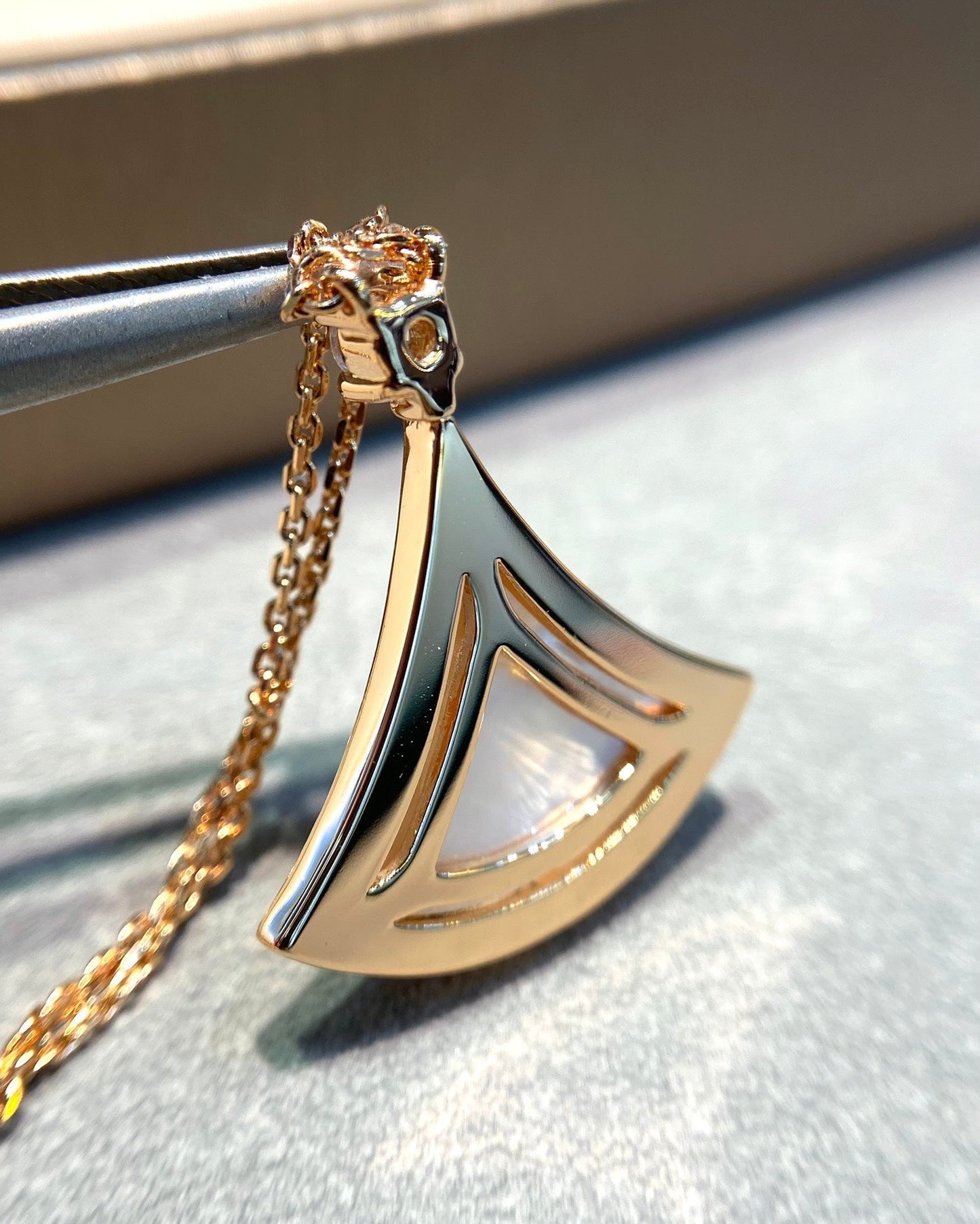 [ELAN LUXE]DREAM MOP DIAMOND PAVED PINK GOLD NECKLACE