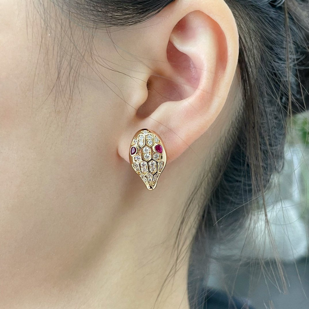 [ELAN LUXE]SERPENT DIAMOND STUD EARRINGS