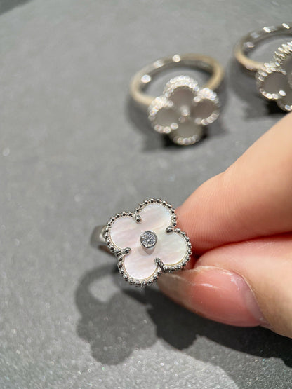 [ELAN LUXE]CLOVER SILVER MOP DIAMOND RING
