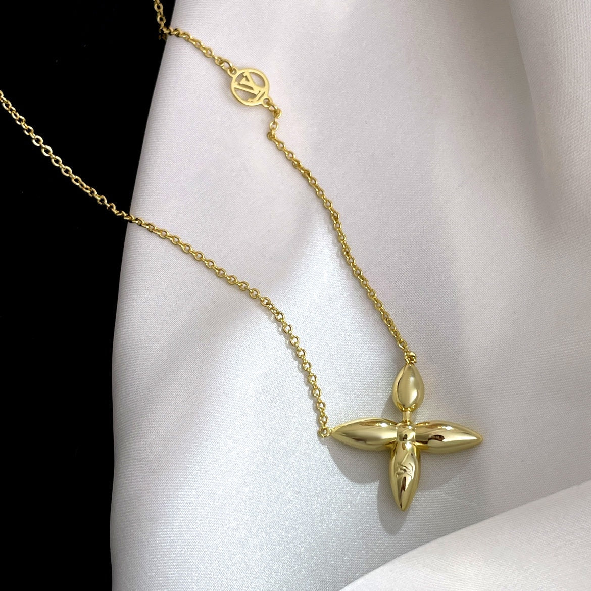 [ELAN LUXE]LOUISETTE GOLD NECKLACE