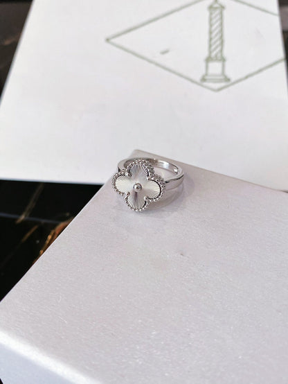 [ELAN LUXE]CLOVER SILVER RING