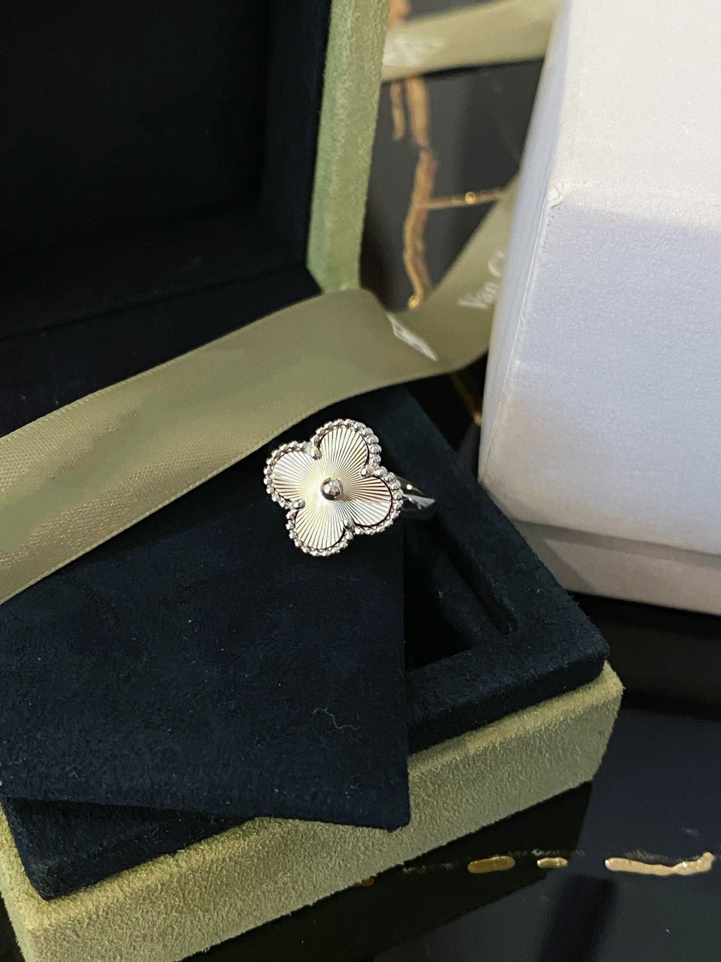 [ELAN LUXE]CLOVER SILVER RING