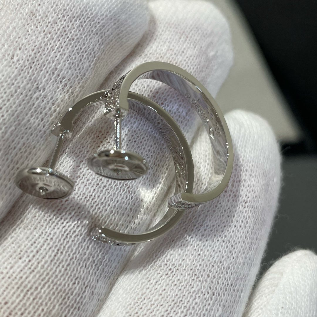[ELAN LUXE]LOVE DIAMOND SILVER HOOP EARRINGS