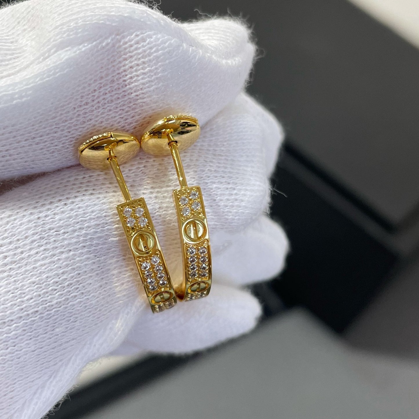 [ELAN LUXE]LOVE DIAMOND GOLD HOOP EARRINGS