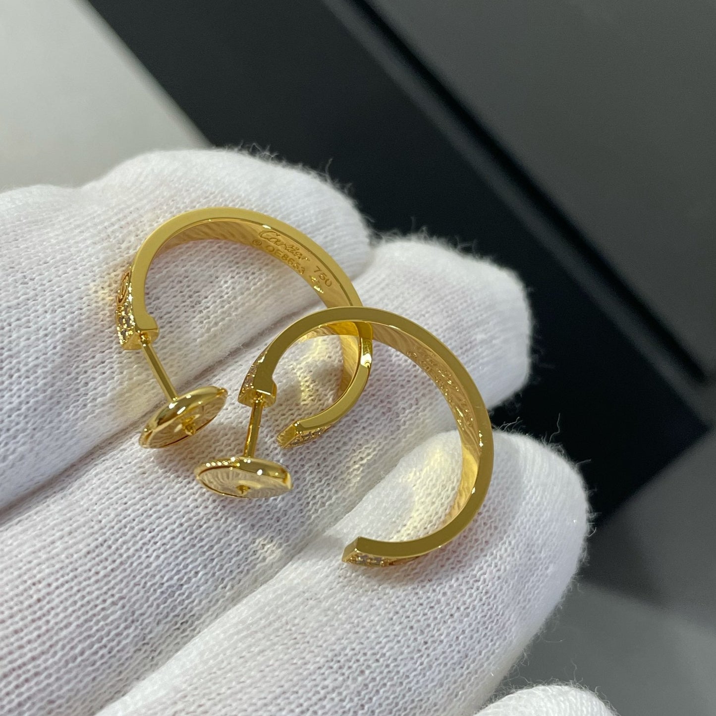 [ELAN LUXE]LOVE DIAMOND GOLD HOOP EARRINGS