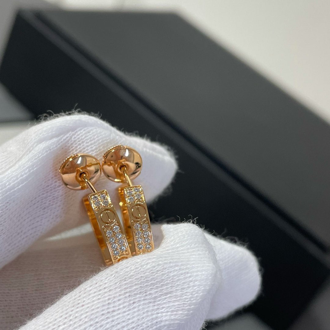 [ELAN LUXE]LOVE DIAMOND PINK GOLD HOOP EARRINGS