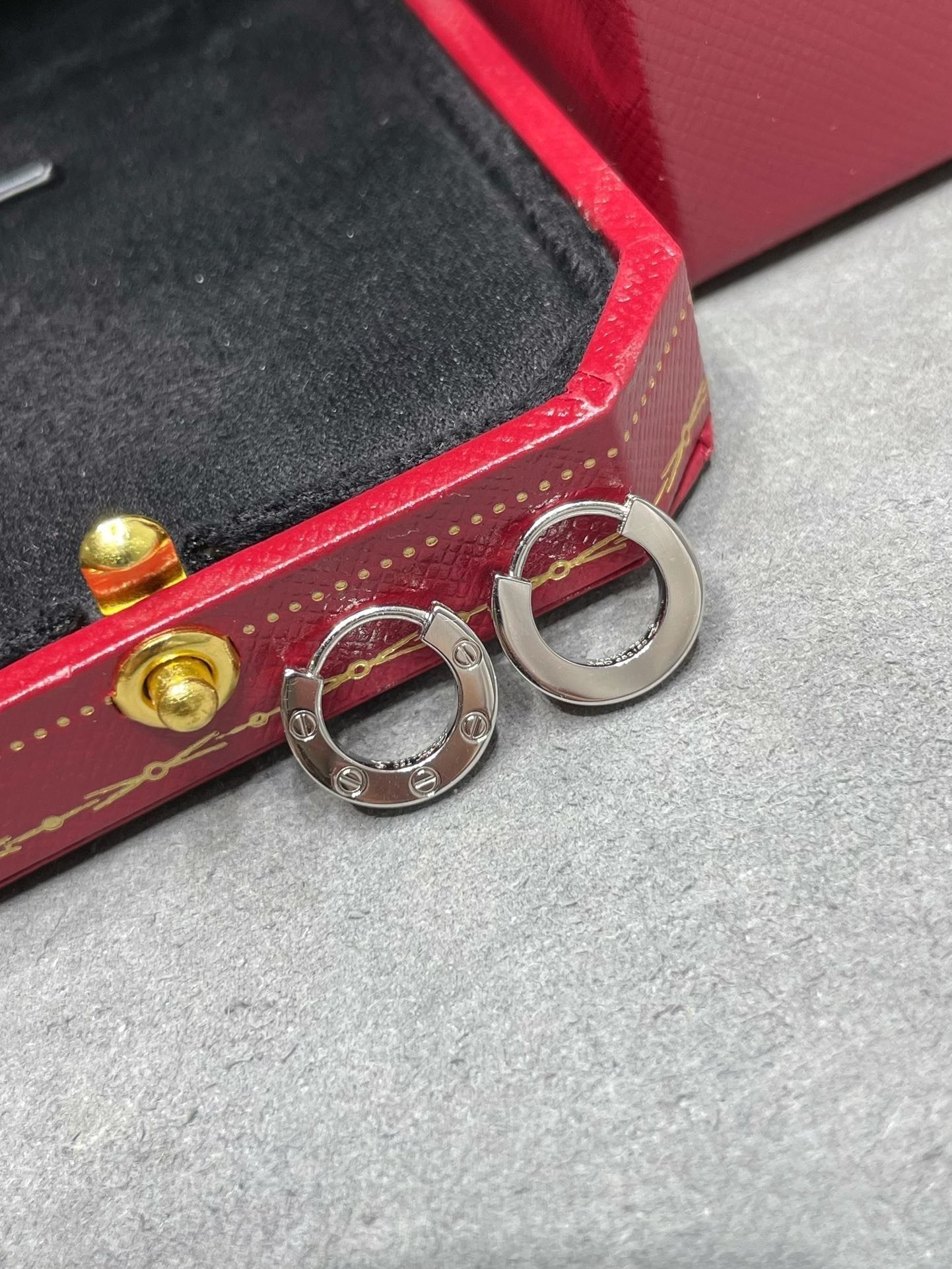 [ELAN LUXE]LOVE MINI EARRINGS