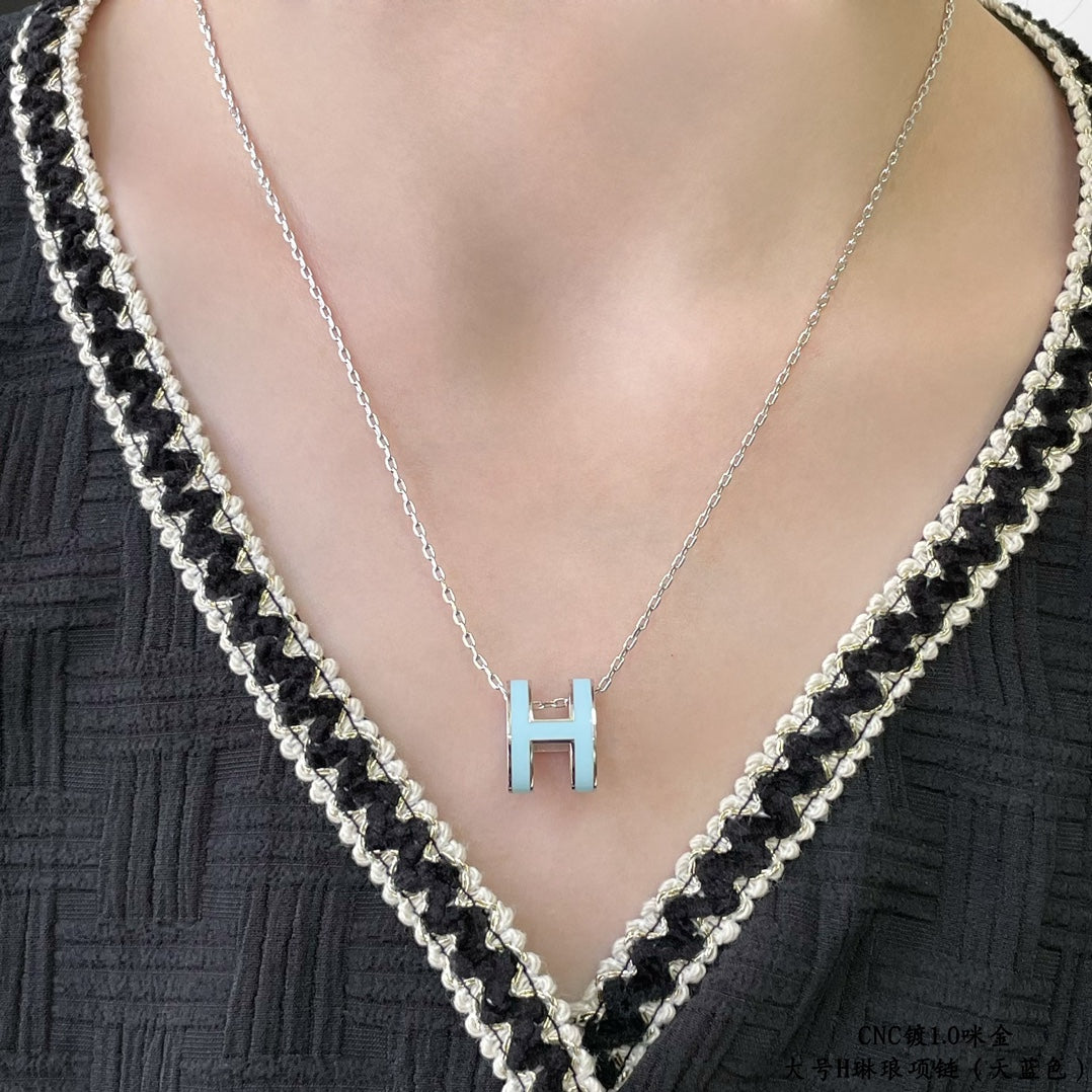 [ELAN LUXE]POP H SKY BLUE NECKLACE