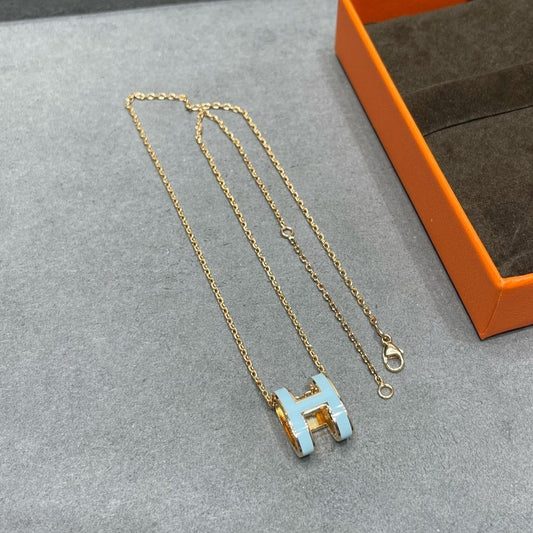 [ELAN LUXE]POP H SKY BLUE NECKLACE