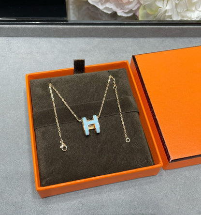[ELAN LUXE]POP H SKY BLUE NECKLACE