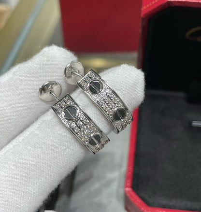 [ELAN LUXE]LOVE CERAMIC DIAMOND PAVED SILVER EARRINGS