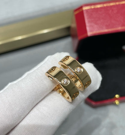 [ELAN LUXE]LOVE 5.5MM 1 DIAMOND EARRINGS