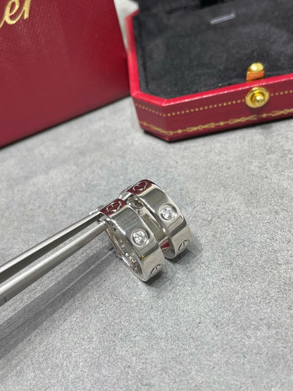 [ELAN LUXE]LOVE 5.5MM 1 DIAMOND EARRINGS