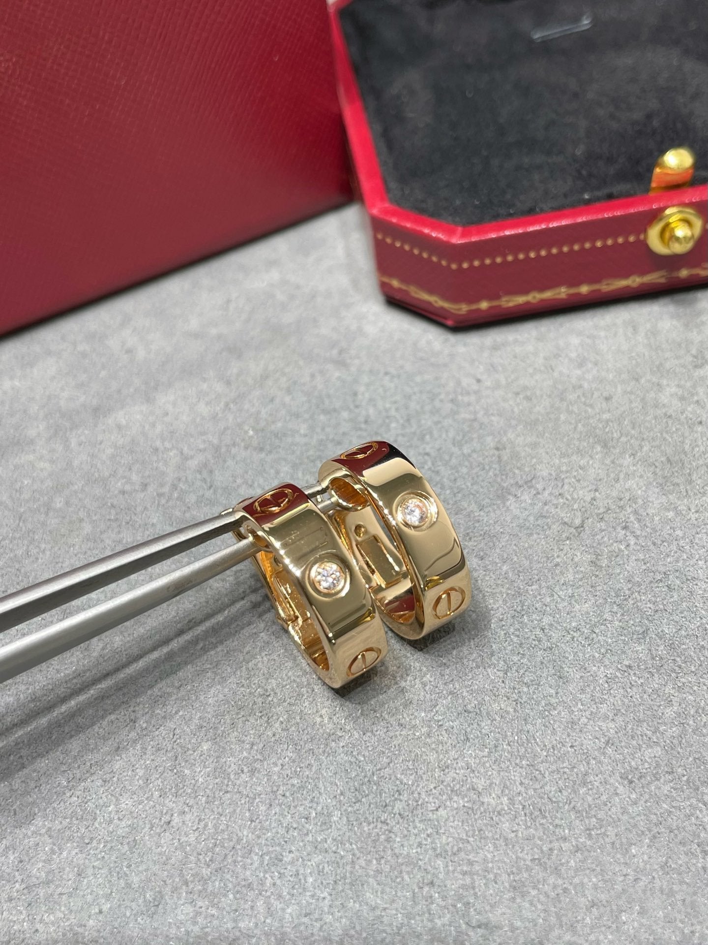 [ELAN LUXE]LOVE 5.5MM 1 DIAMOND EARRINGS