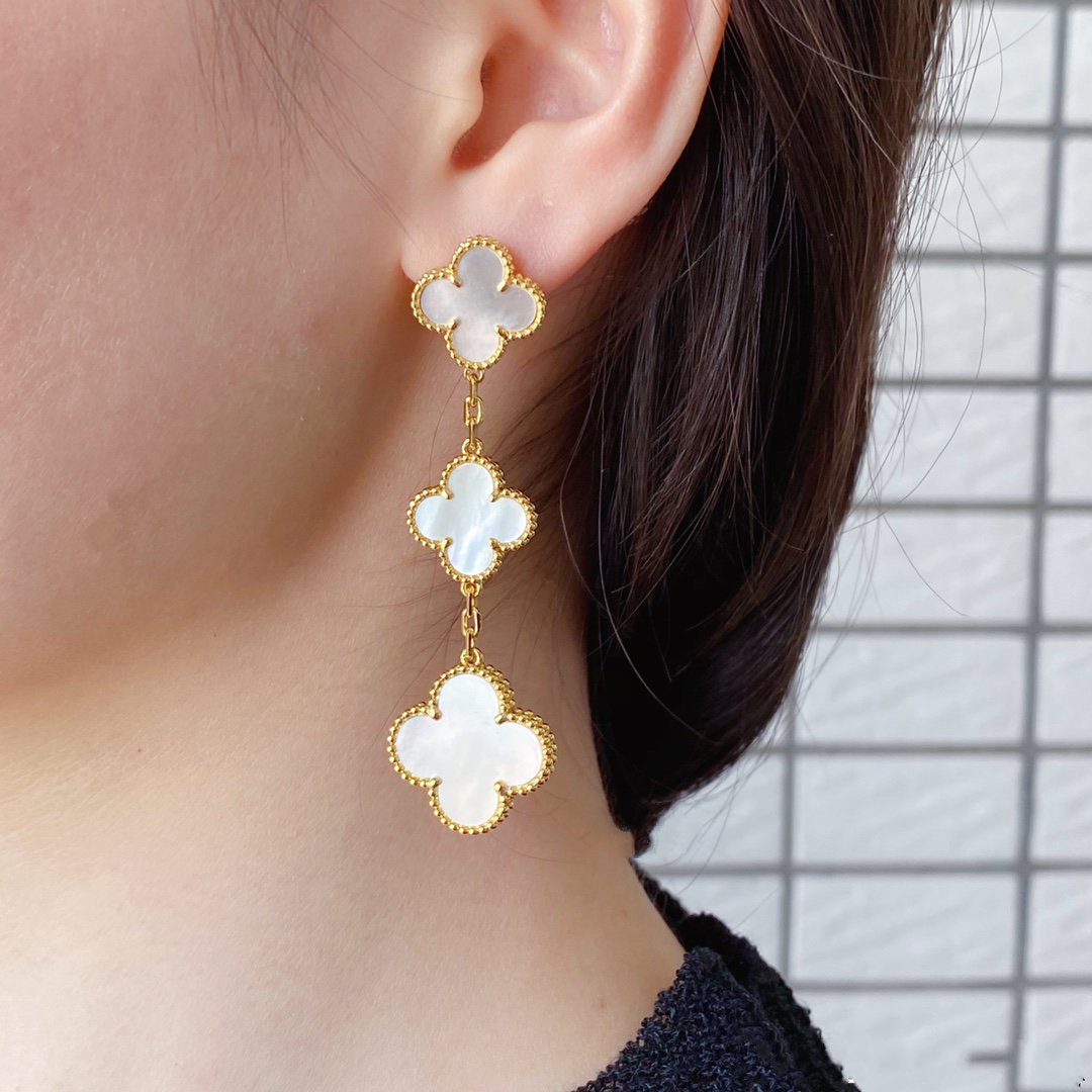 [ELAN LUXE]CLOVER MOP 3 MOTIFS GOLD EARRINGS