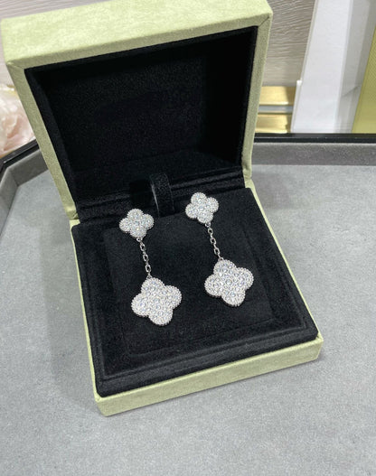 [ELAN LUXE]CLOVER 2 MOTIFS DIAMOND PAVED SILVER EARRINGS