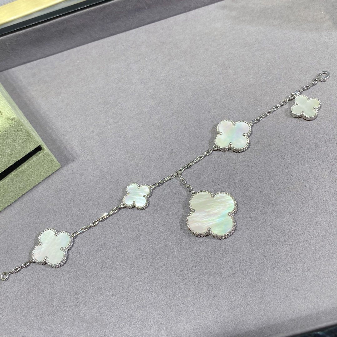 [ELAN LUXE]CLOVER 5 MOTIF WHITE MOP SILVER BRACELET