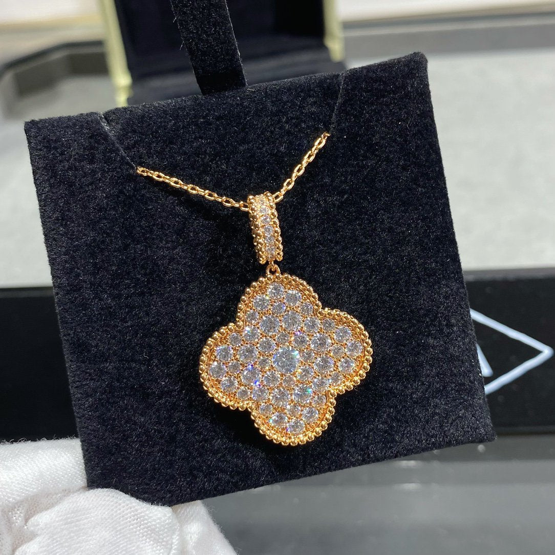 [ELAN LUXE]CLOVER 25MM LARGE PEDANT DIAMOND PAVED LONG NECKLACE