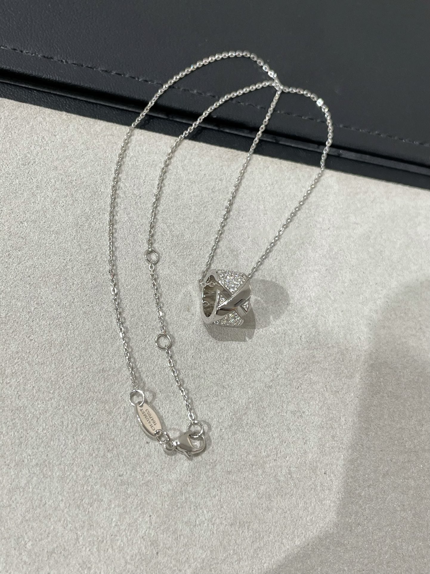 [ELAN LUXE]LIENS EVIDENCE DIAMOND PAVED NECKLACE