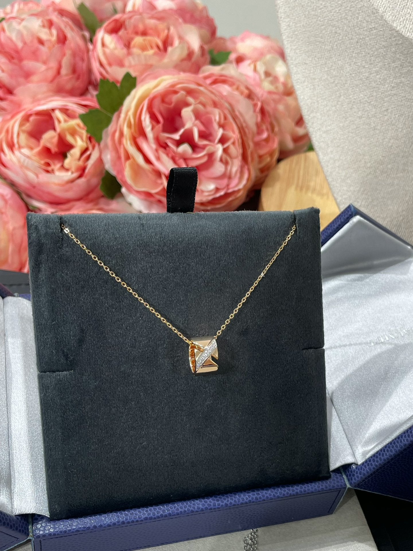 [ELAN LUXE]LIENS EVIDENCE DIAMOND NECKLACE