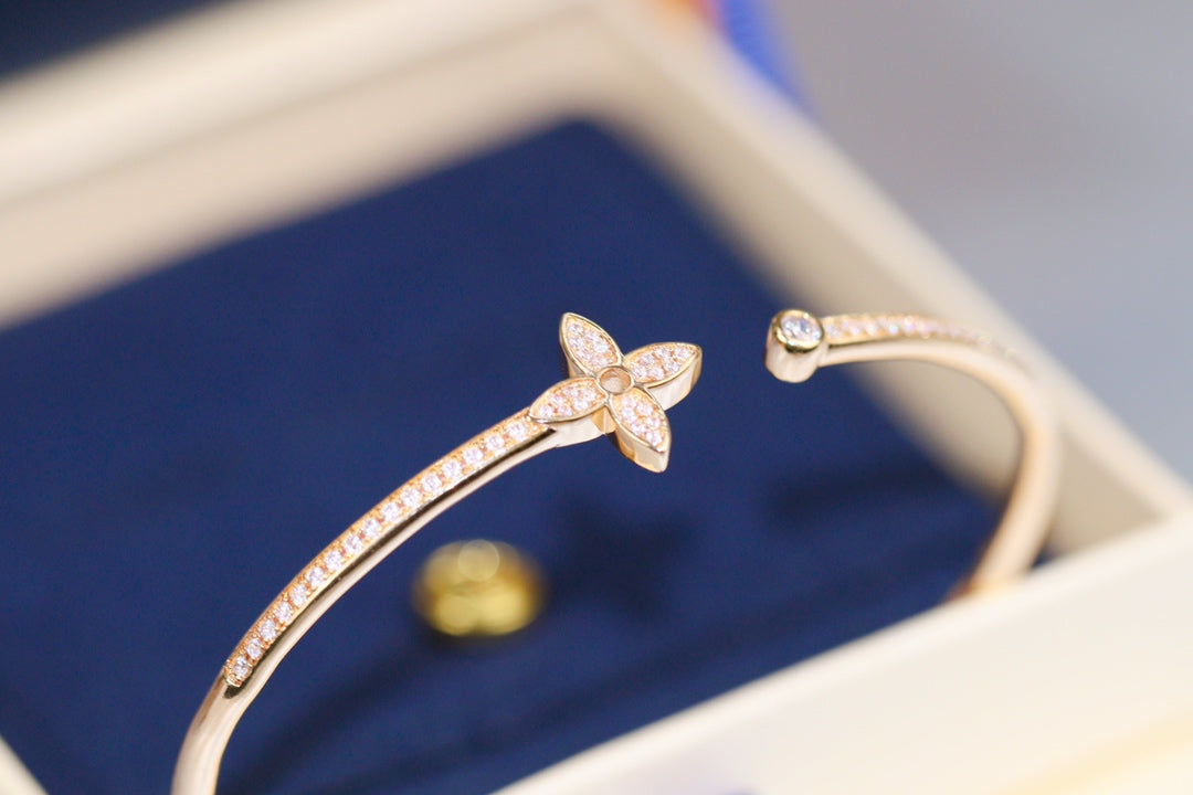 [ELAN LUXE]IDYLLE PINK GOLD OPEN BRACELET DIAMOND PAVED