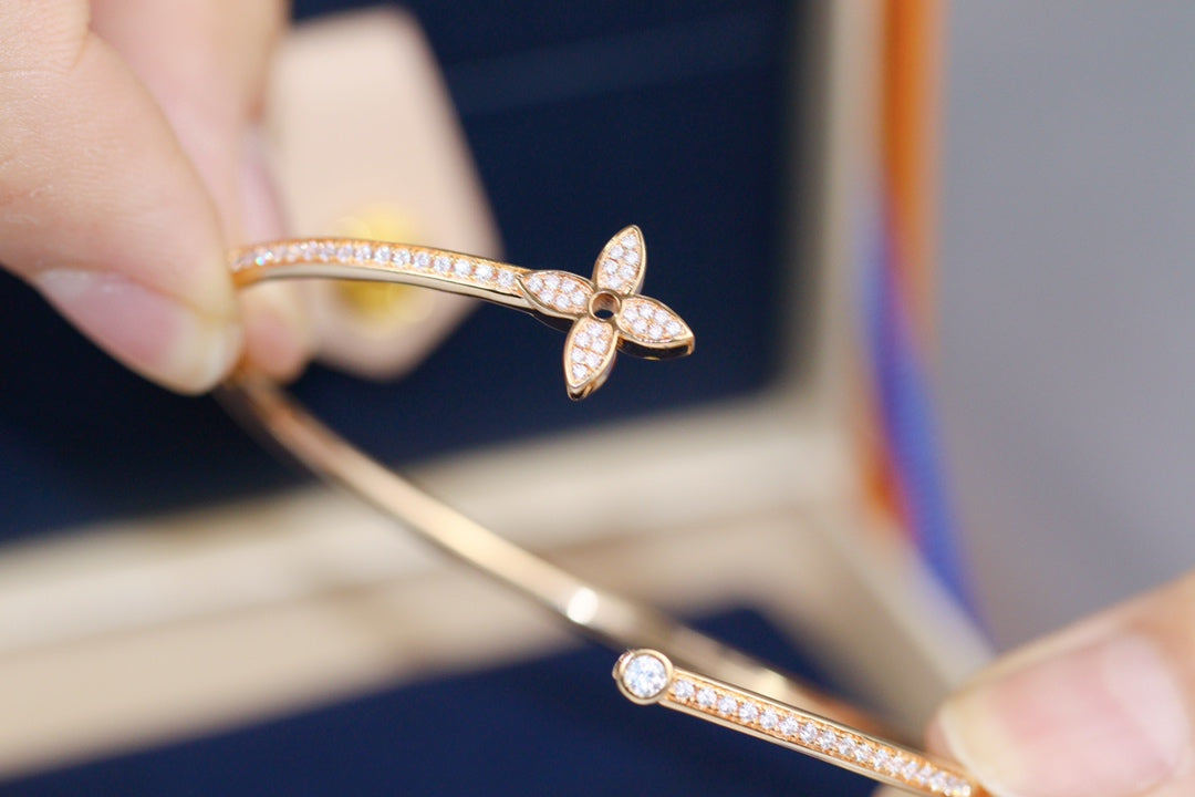 [ELAN LUXE]IDYLLE PINK GOLD OPEN BRACELET DIAMOND PAVED